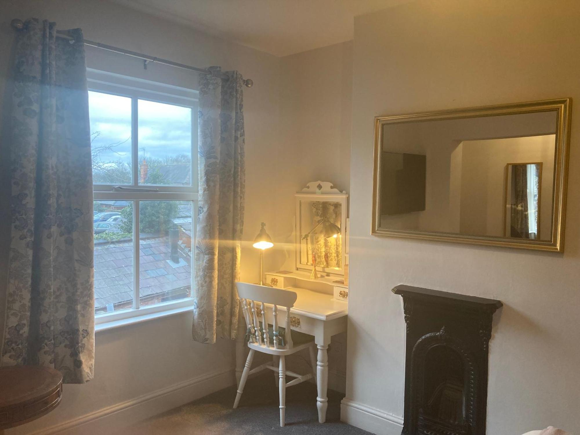 Crick Cottage Rooms エクステリア 写真
